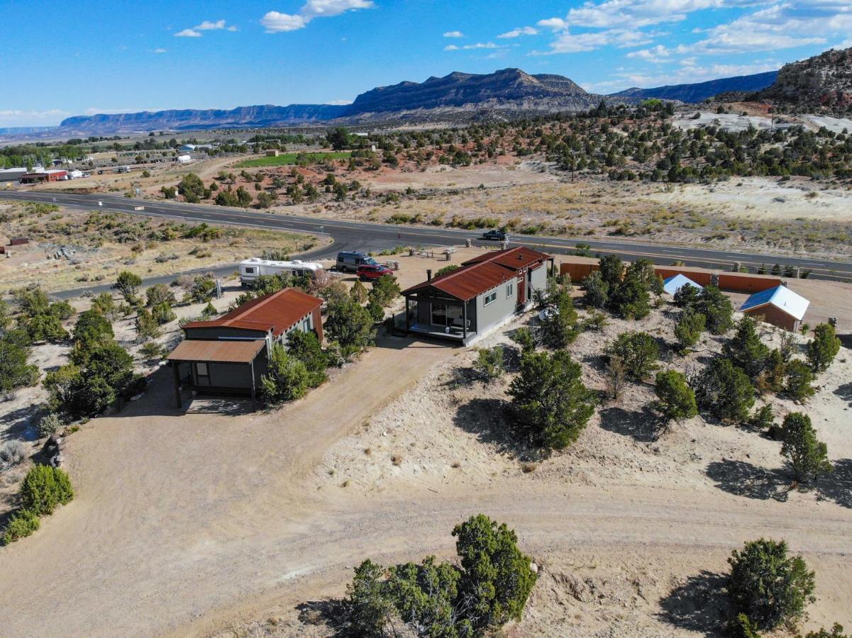 Escalante Grand Resort Exterior photo