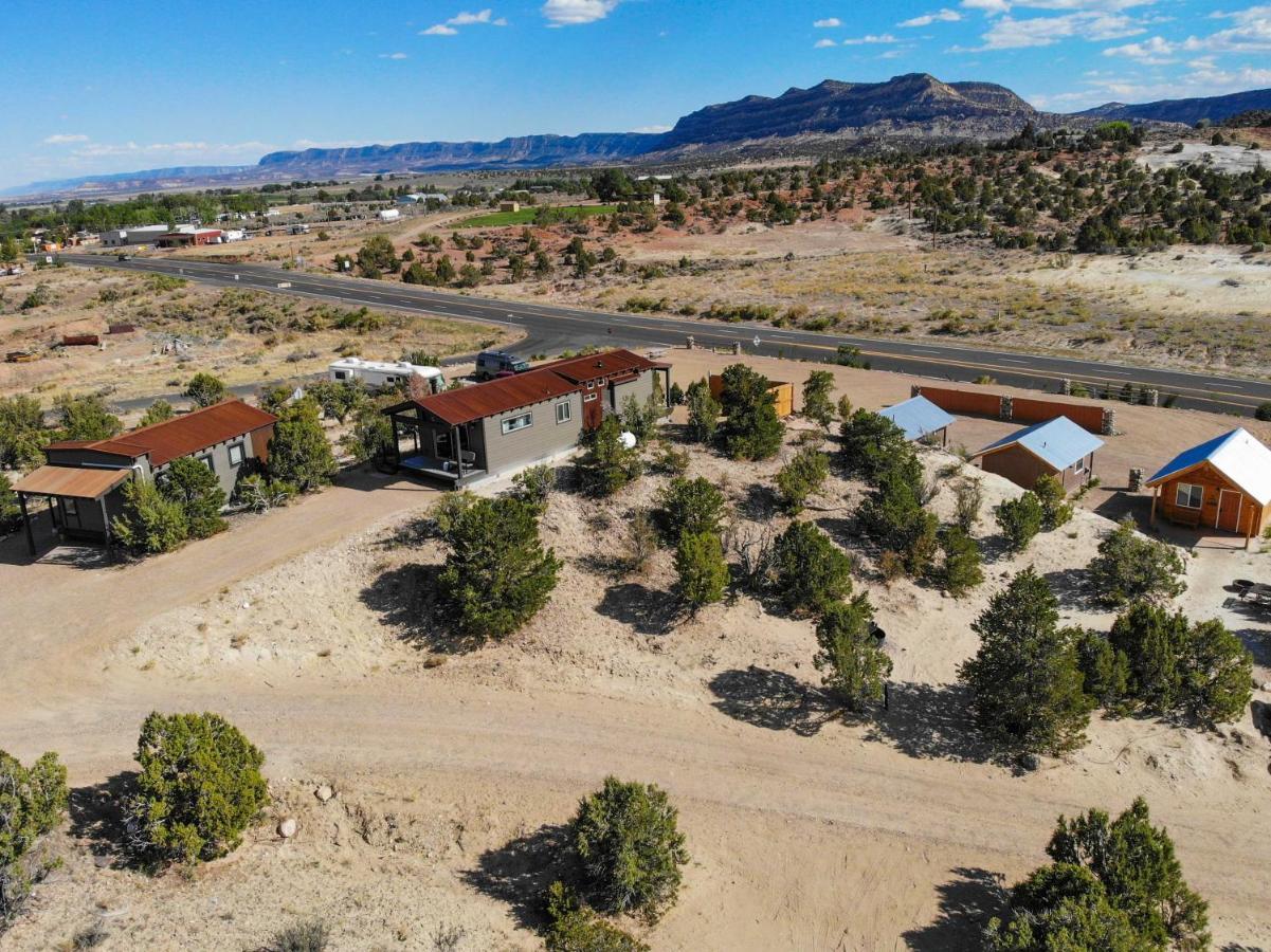 Escalante Grand Resort Exterior photo